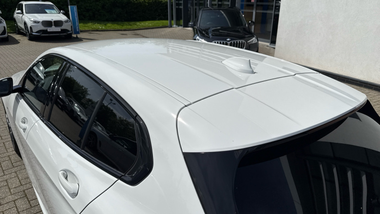BMW 1 Series 118i [136] M Sport 5dr [Live Cockpit Professional] Petrol Hatchback